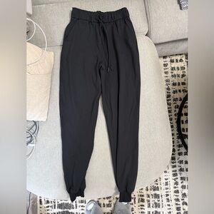 Lululemon Women’s Black Jogger Pants